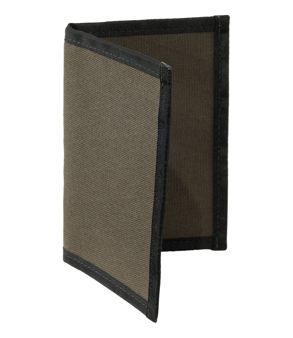 Flowfold RFID Navigator Passport Holder - L.L.Bean Trusted
